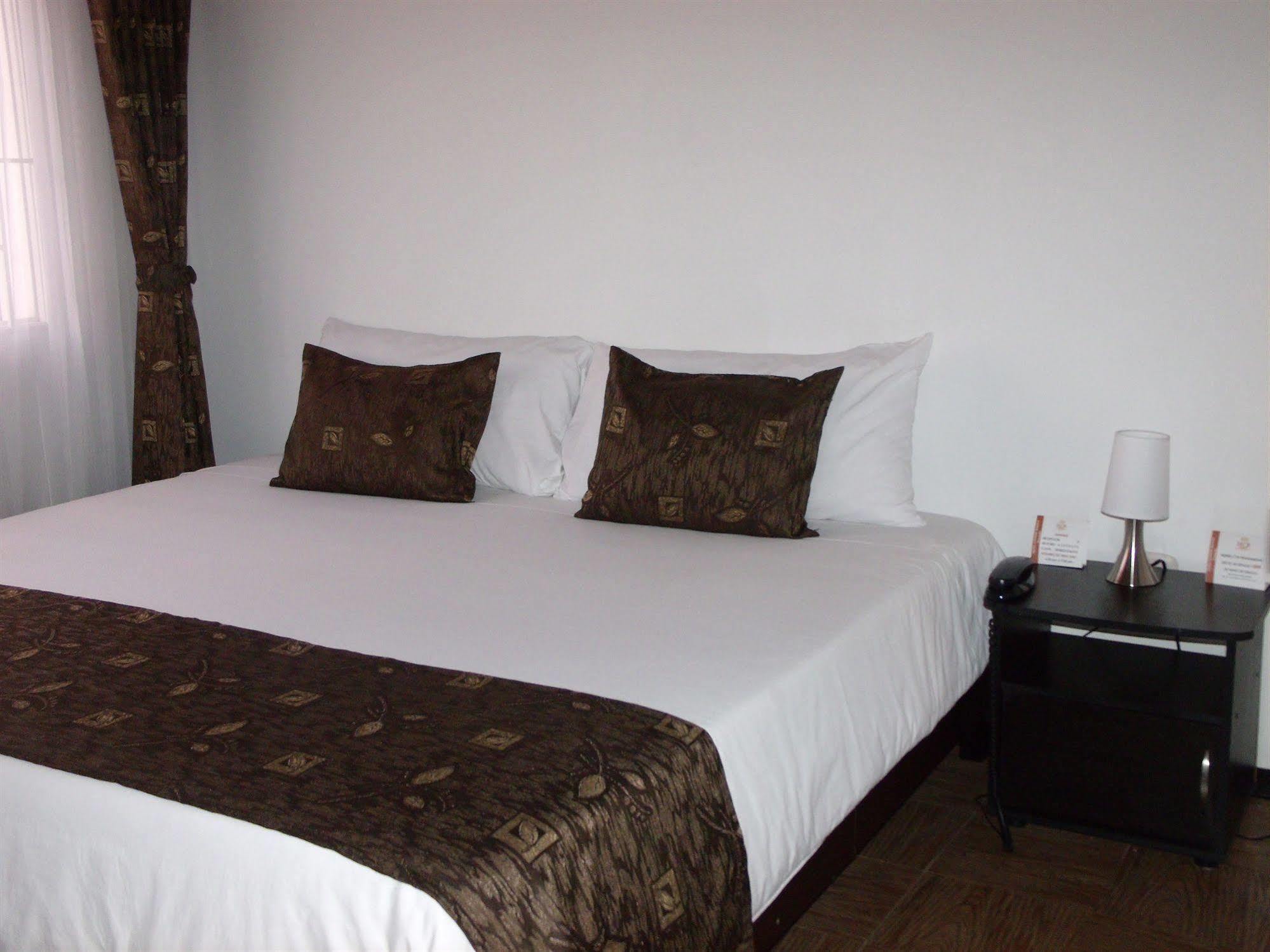 Hotel Confort Bogotá Kültér fotó